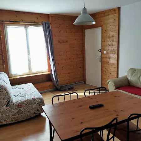 Agreable Appartement De 48 M² En Rdc La Bourboule Buitenkant foto